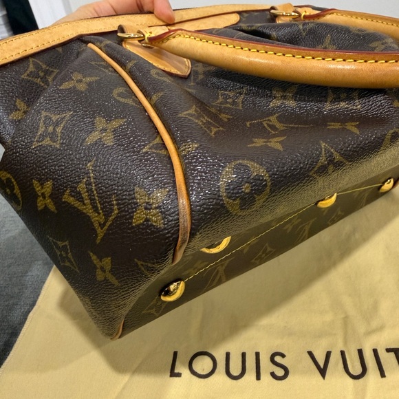 Louis Vuitton Tivoli PM - Picture 15 of 16